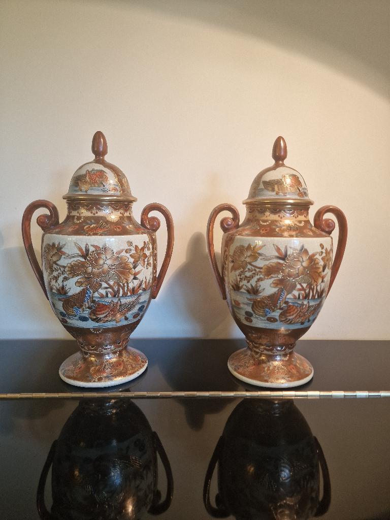 Vases japonais Satsuma avec couvercles (2 pc), Enlèvement ou Envoi