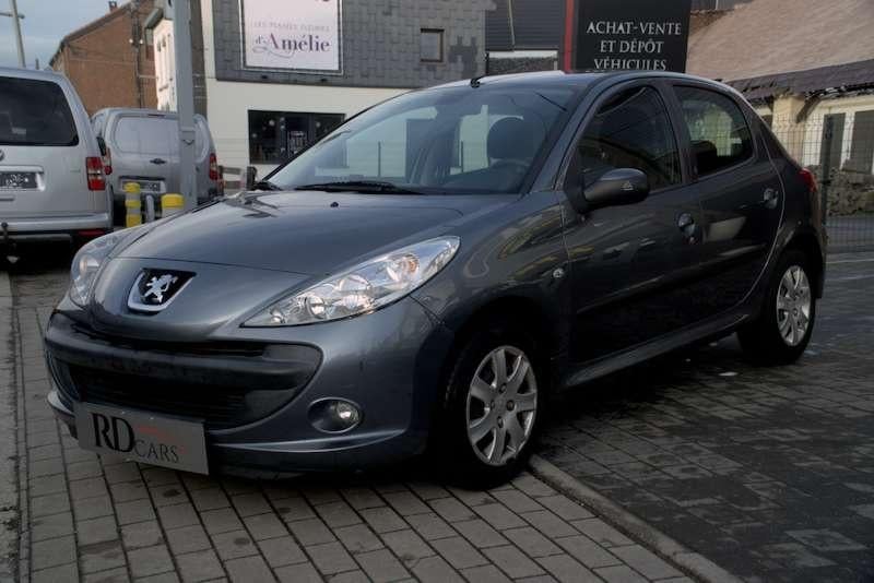 PEUGEOT 206+ AIRCO * 46000KM*GARANTIE 12 MOIS, Achat, 139 g/km, Entreprise, https://public.car-pass.be/vhr/5f5a6f83-6e2b-4aa0-8da7-65b1162ab703