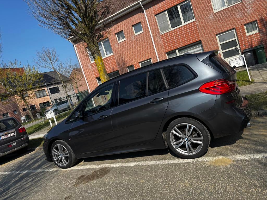 Gekeurd-Bmw grand tourer 2021, Particulier, Zetelverwarming, Te koop, Benzine