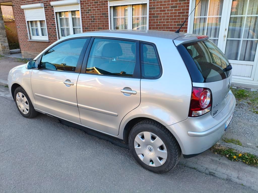 VW Polo automatique, Argent ou Gris, Achat, Entreprise, Alarme