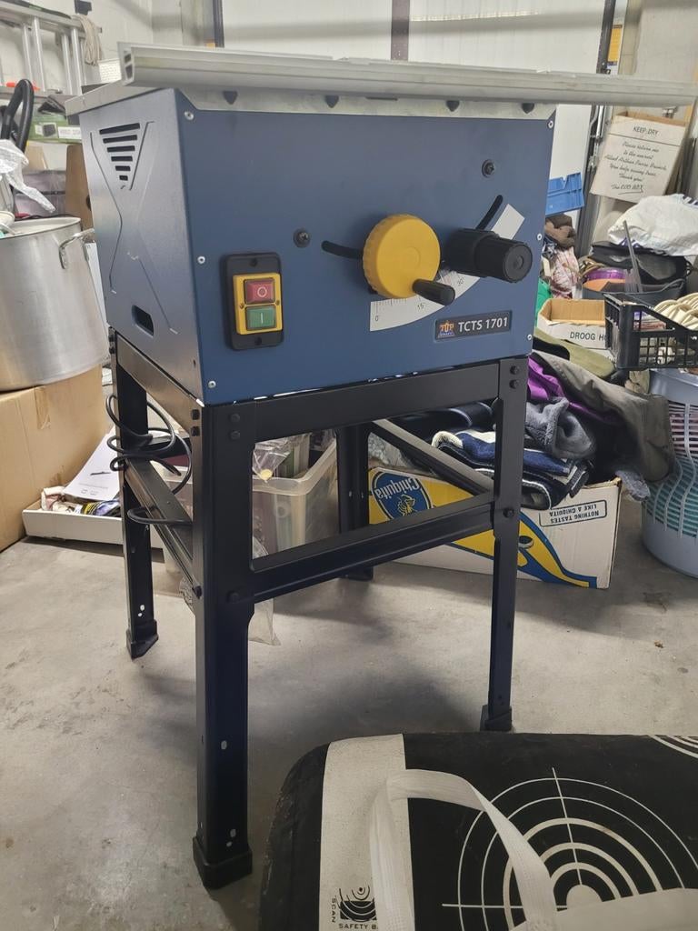 Scie circulaire sur table, Bricolage & Construction, Enlèvement