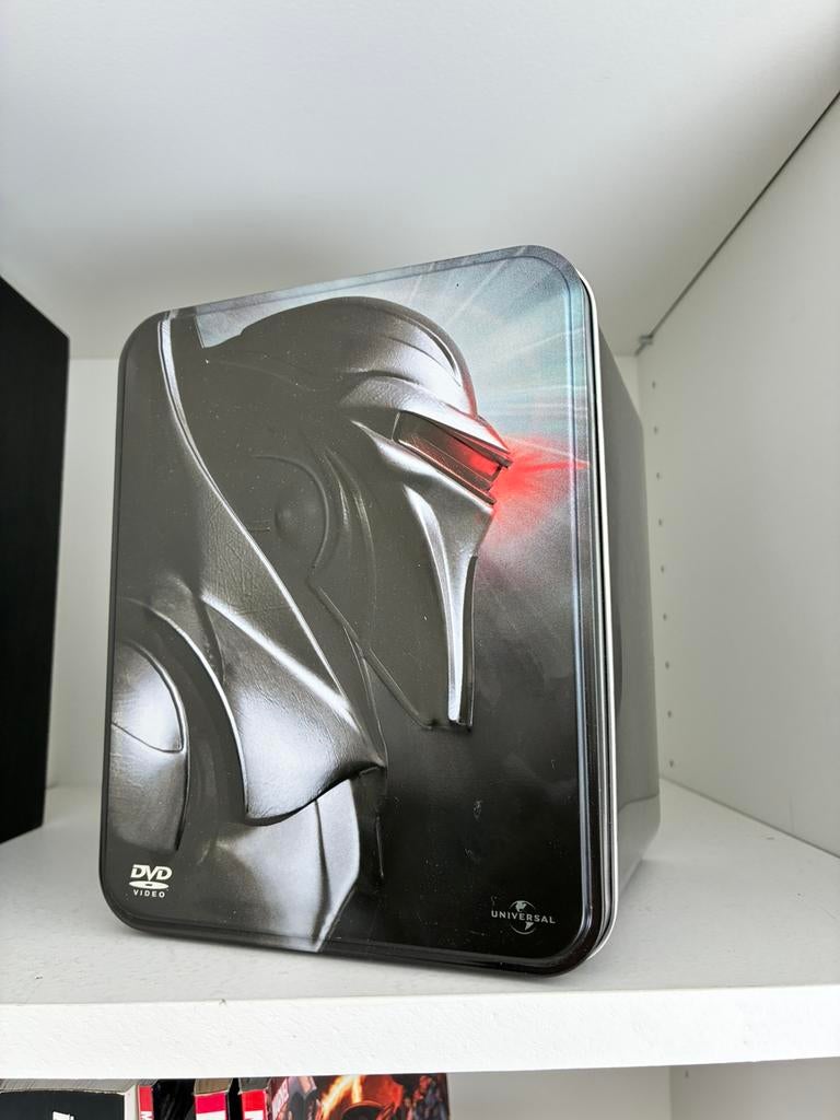 Battlestar galactica complete metal box collectors set, Ophalen