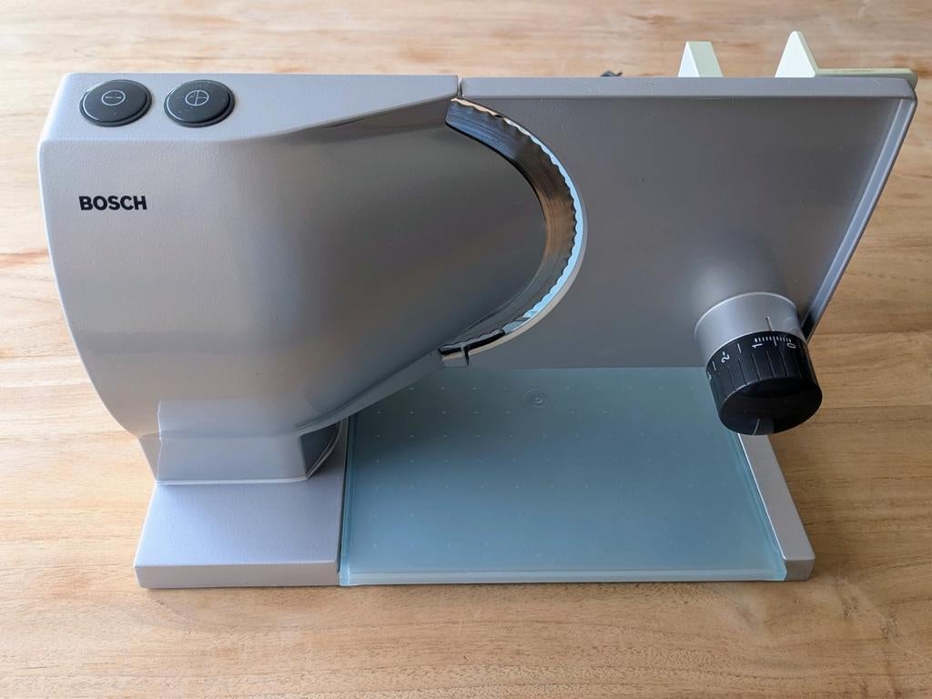 Bosch universele snijmachine, Ophalen