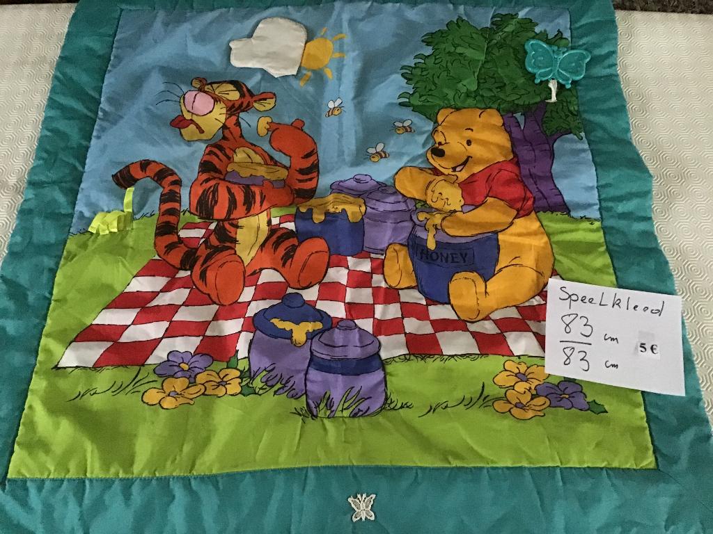 tapis de jeu 83 cm par 83 cm et autre tapis de jeu, Enlèvement ou Envoi, Comme neuf