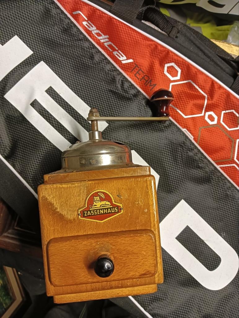 Zassenhaus, Ophalen of Verzenden