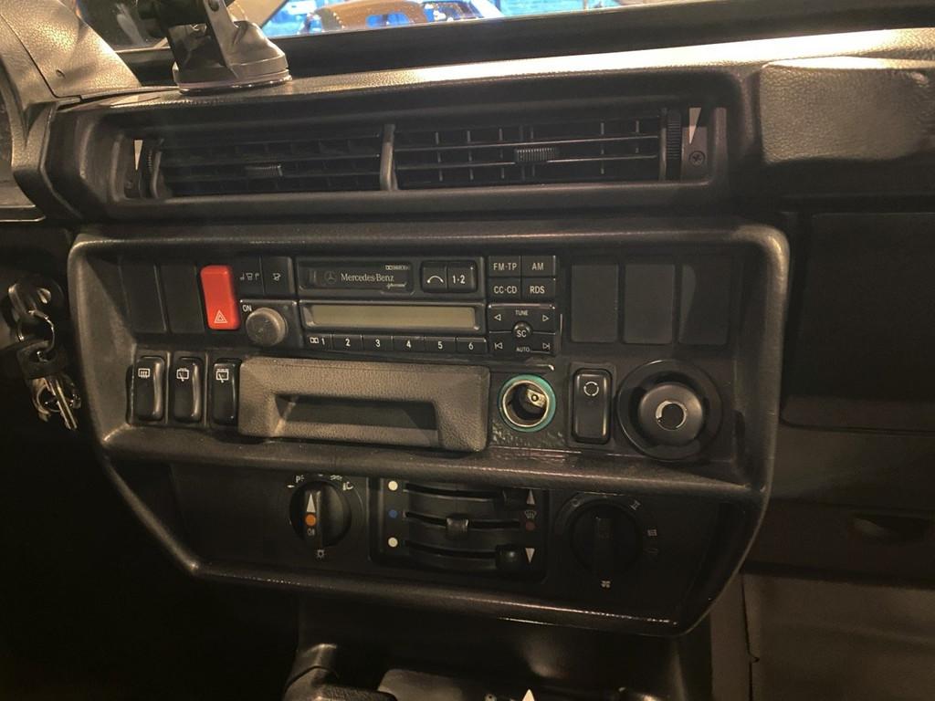 Mercedes-Benz G-Klasse 290 290DG Turbo Diesel - Automaat - W, Autos, Argent ou Gris, Achat, Mercedes-Benz, Diesel