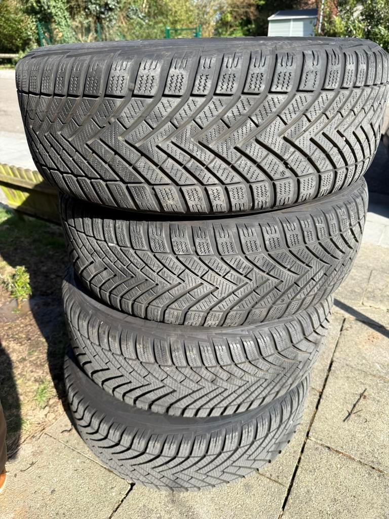 Pneu hiver 205/55 R16, Auto-onderdelen, Banden en Velgen, Banden en Velgen, Winterbanden, 16 inch, 205 mm, Personenwagen, Nieuw