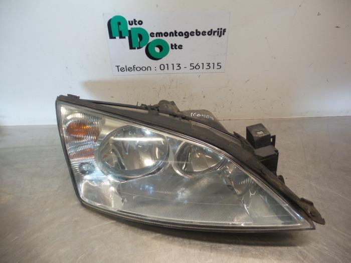Koplamp rechts van een Ford Mondeo (Mondeo 00-), Gebruikt, -, -, Ophalen of Verzenden