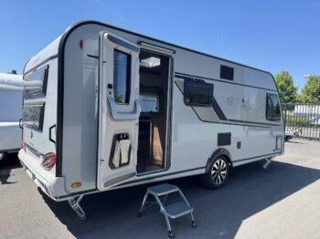 Knaus Sudwind 540 FDK, Entreprise, 75 kg, Jusqu'à 6, Coin salon convertible