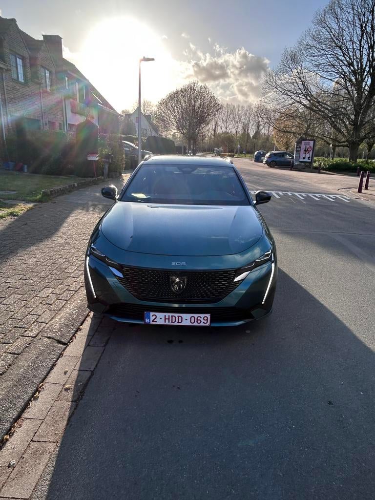 Peugeot 308 GT SW 2023 – FULL OPTION – Perfect onderhouden, Auto's, Peugeot, 4 cilinders, 5 deurs, Particulier, 14400 kg