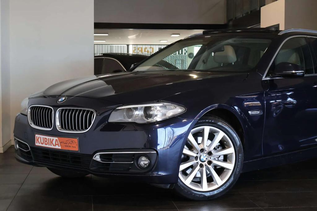 BMW 5 Serie 520 520d Touring Luxury Line Navi CruiseC ZetelV, Auto's, Automaat, 4 cilinders, Blauw, Bedrijf