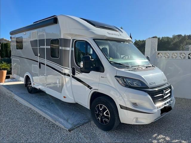 Mobilhome Sunlight T69LC, Jusqu'à 4, Sunlight, Siège standard, Fiat