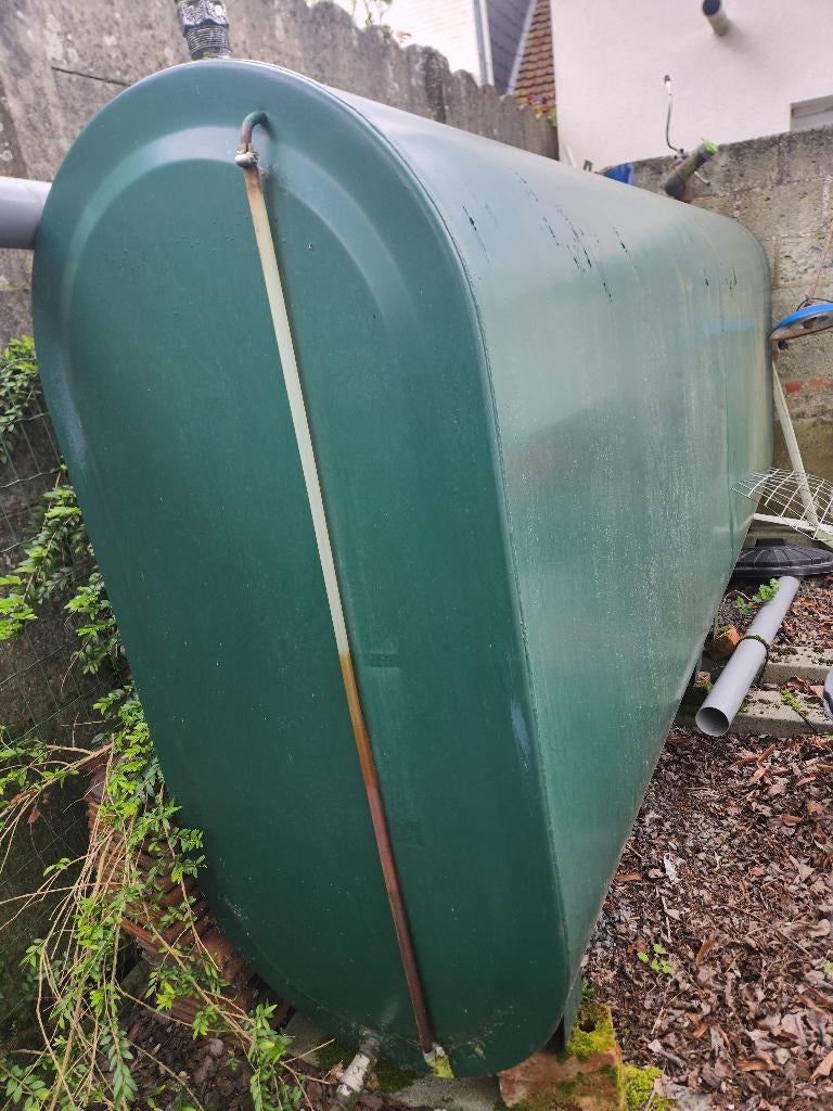 Cuve à mazout 2300L, Bricolage & Construction, Chauffage & Radiateurs, Utilisé, Autres types, 80 cm ou plus, 150 cm ou plus, Enlèvement