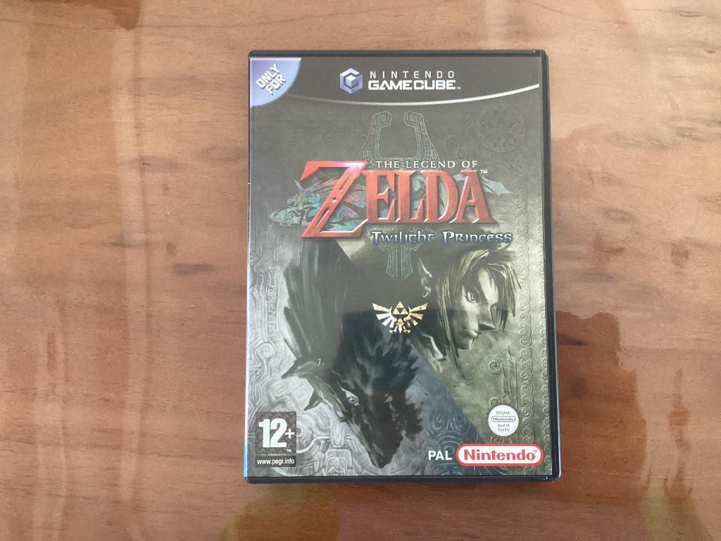 Zelda Twilight Princess gamecube CIB compleet, Games en Spelcomputers, Ophalen of Verzenden, Zo goed als nieuw