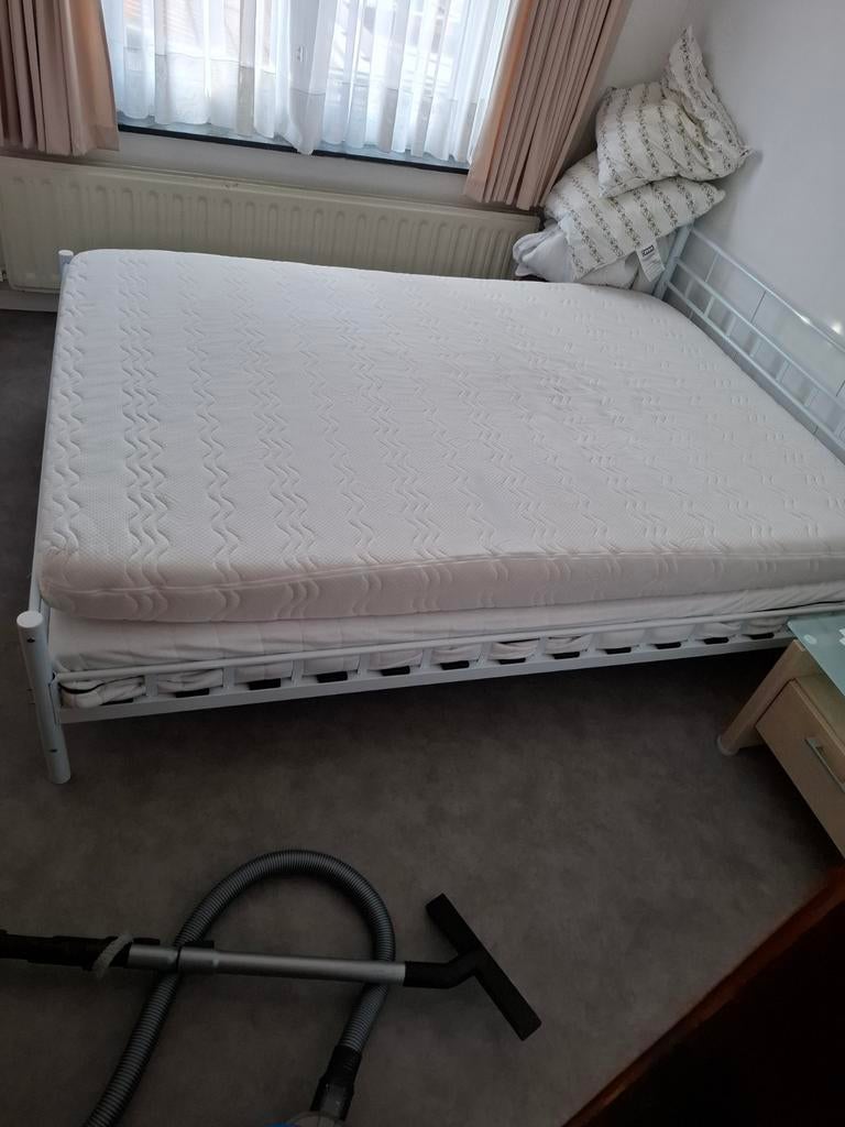 Lit double complet, Enlèvement