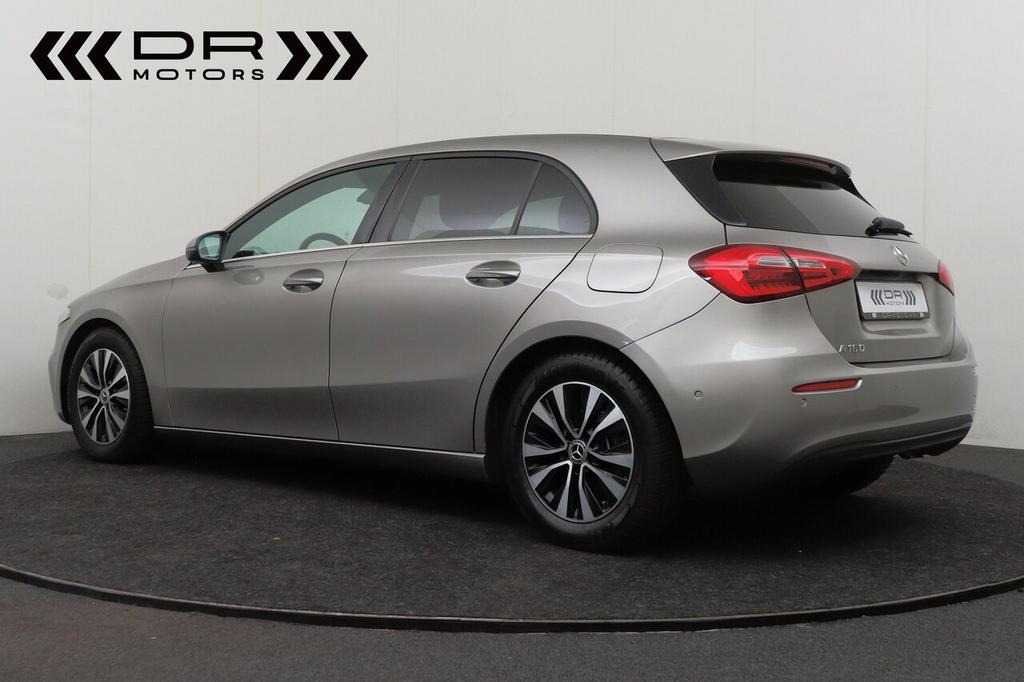 Mercedes-Benz A 160 CAMERA - APPLE CARPLAY - ANDROID - PARK, Autos, Mercedes-Benz, 0 kg, Achat, Euro 6, Entreprise