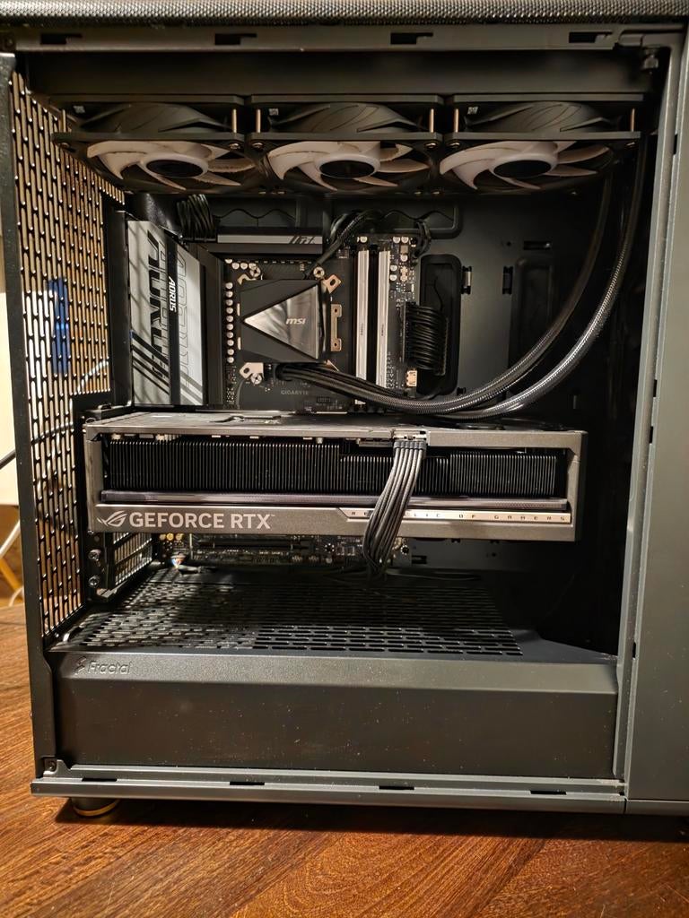 RTX 5080 - R7 9800X3D - 26CL RAM - Gaming PC, 32 GB, Virtual Reality, Ophalen of Verzenden, Zo goed als nieuw