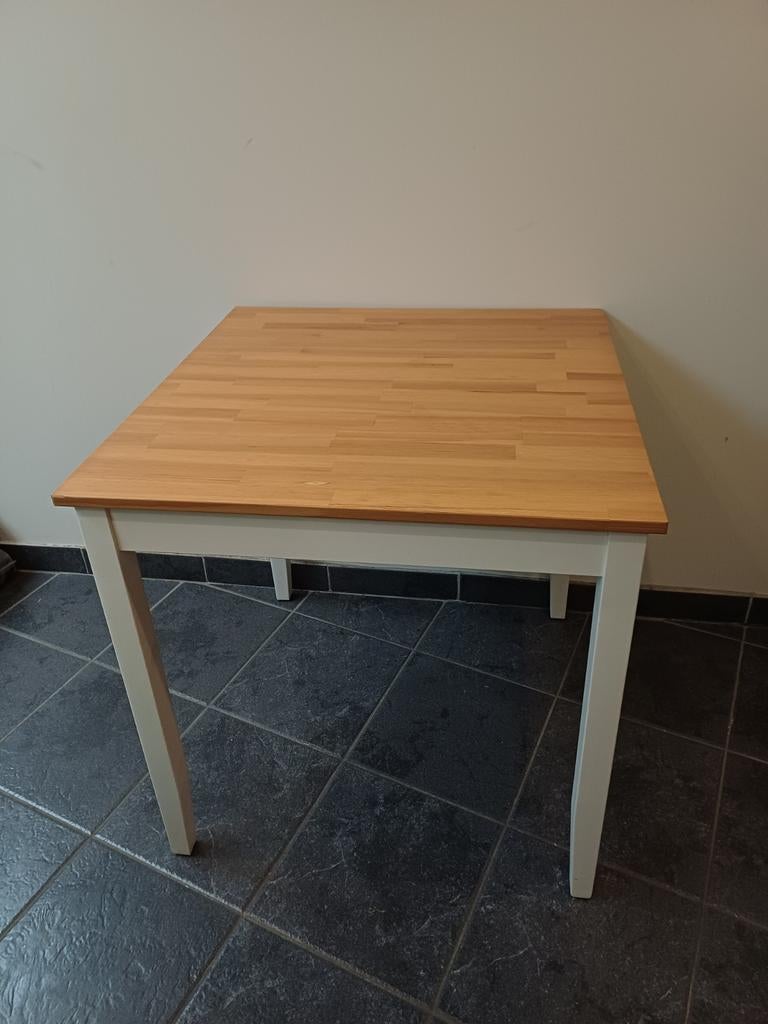 Lernhamn eettafel (IKEA) 74cmx74cm, Huis en Inrichting, Tafels | Eettafels, Ophalen, Vierkant