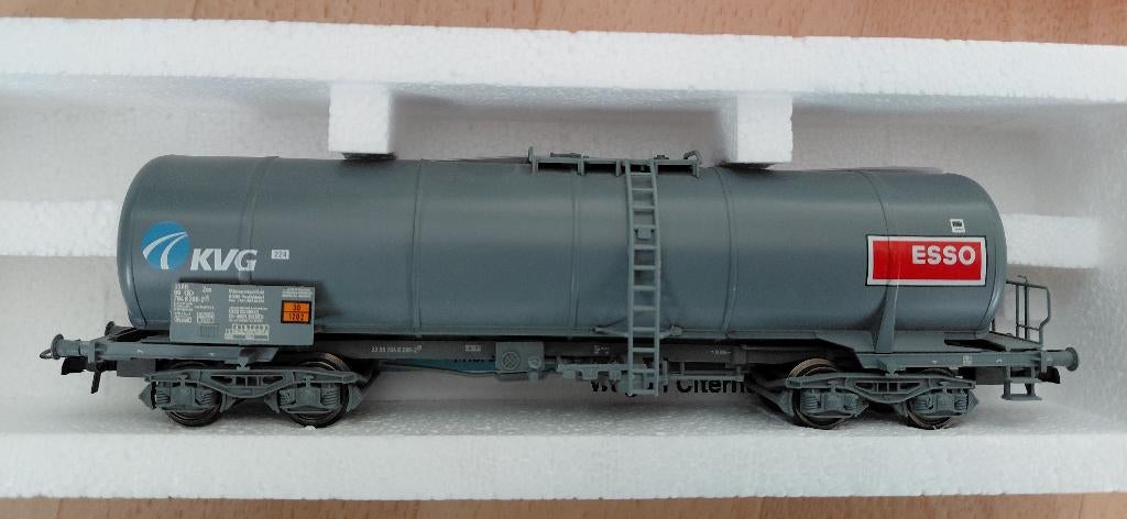 Wagons-citernes SNCB KVG/Esso, Hobby & Loisirs créatifs, Trains miniatures | HO, Analogique, Enlèvement ou Envoi, Wagon, Comme neuf