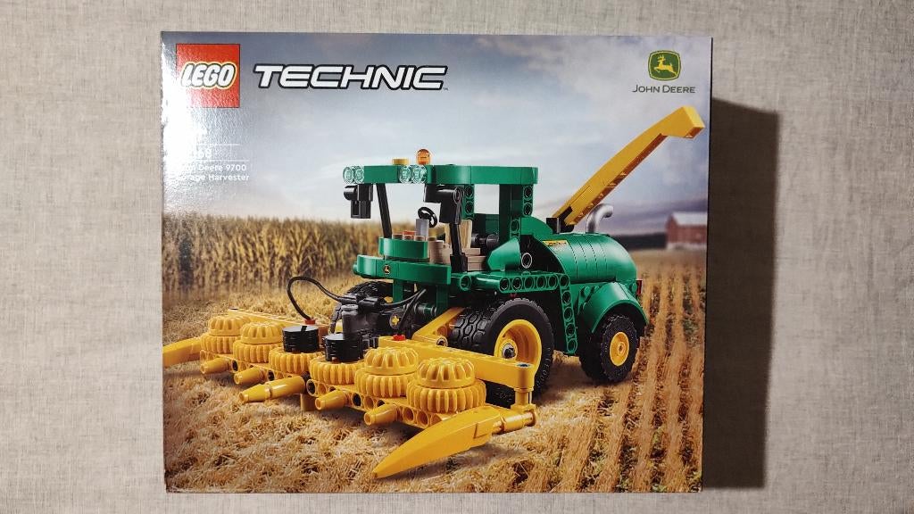 Lego Technic 42168 – John Deere 9700 Forage Harvester, Kinderen en Baby's, Speelgoed | Duplo en Lego, Nieuw, Lego, Complete set