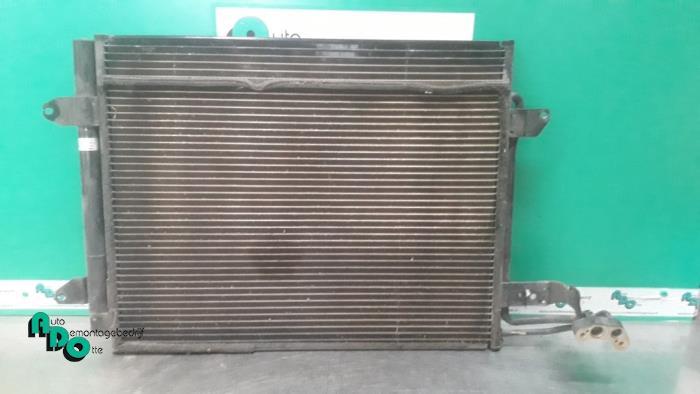 Condensateur clim d'un Volkswagen Touran (Touran 03-), Volkswagen, -, 3 mois de garantie, Utilisé