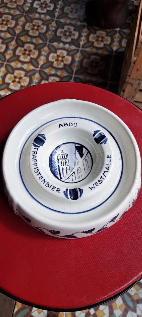 Trappistenbier abdij Westmalle asbak delfts, Collections, Enlèvement ou Envoi