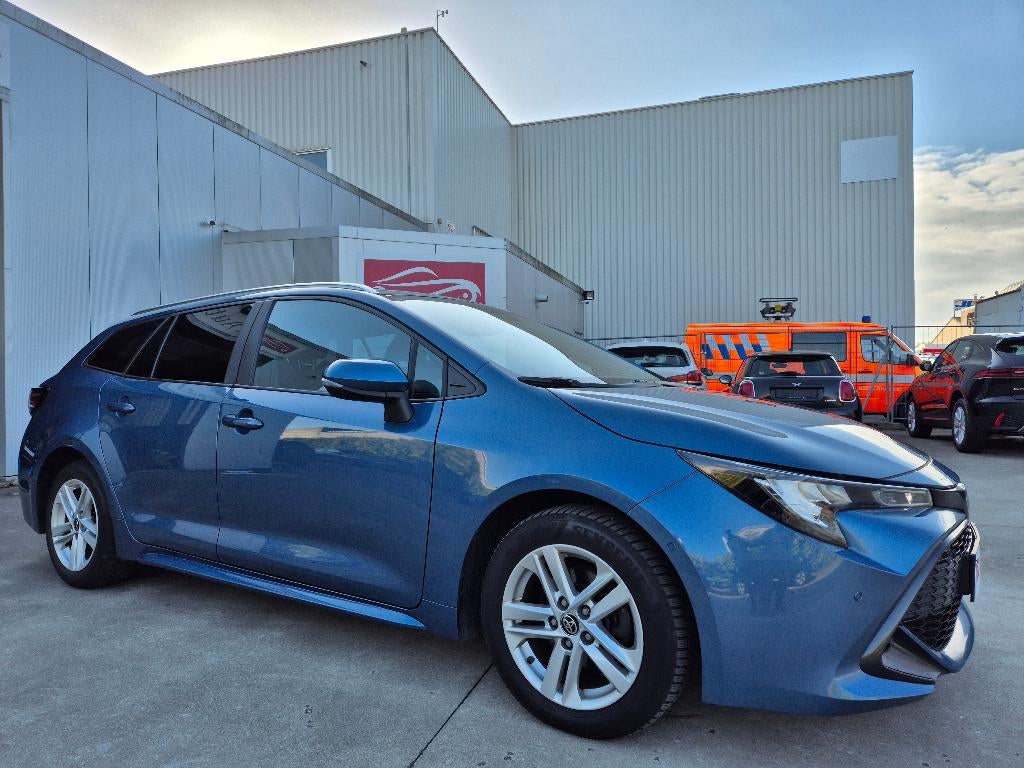 Toyota Corolla SW 1.8i AUTOM. / HYBRID / 2022 !!, Autos, Achat, Euro 6, Entreprise, 103 g/km