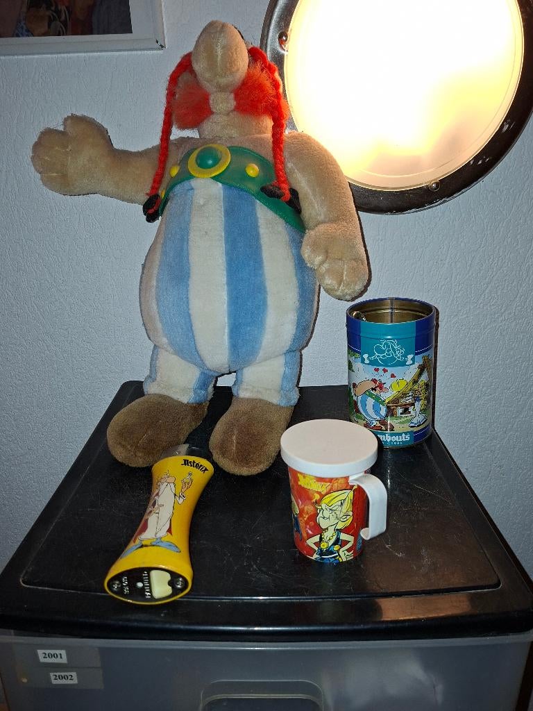 Asterix, Collections, Enlèvement ou Envoi, Astérix et Obélix, Utilisé