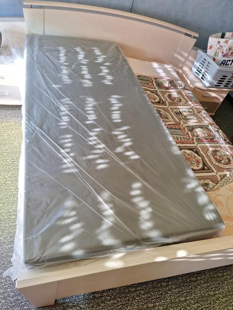 Doorlig matras, incontinentie matras, ziekenhuisbed, Ophalen, Nieuw, Matras