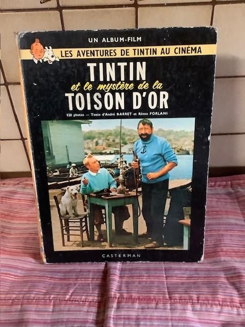 un album film Les Aventures de TinTin au Cinéma 120 photos, Eén stripboek, Ophalen of Verzenden, Gelezen