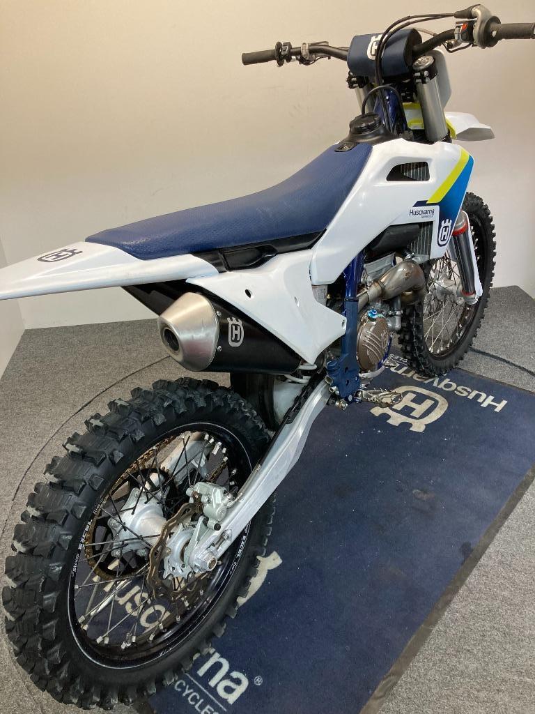 Husqvarna FC 250 MY'25 ref. LS 3077, Motos, Entreprise, Moto de cross, 1 cylindre, 250 cm³