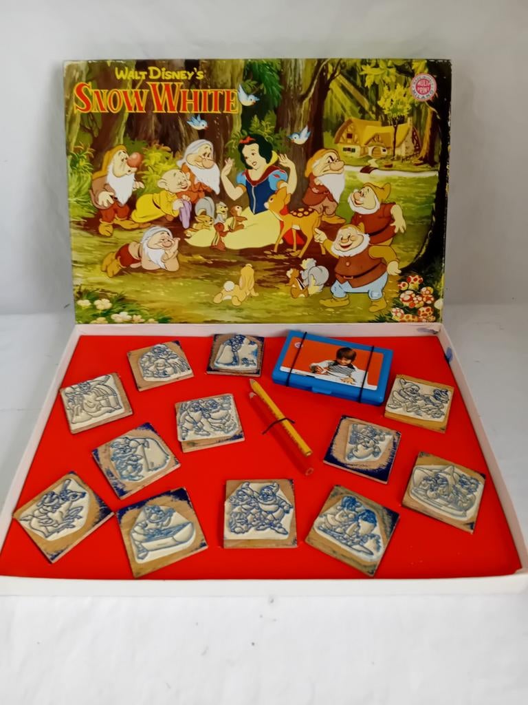 Stempel Sneeuwwitje en de zeven dwergen, Verzamelen, Disney, Ophalen of Verzenden, Sneeuwwitje of Doornroosje, Gebruikt, Overige typen