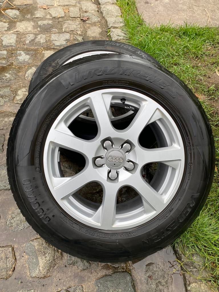 Jantes alu audi Q5 4x + pneus hiver 235/65/17, Autos : Pièces & Accessoires, Pneus et Jantes, Pneus hiver, 17 pouces, Enlèvement