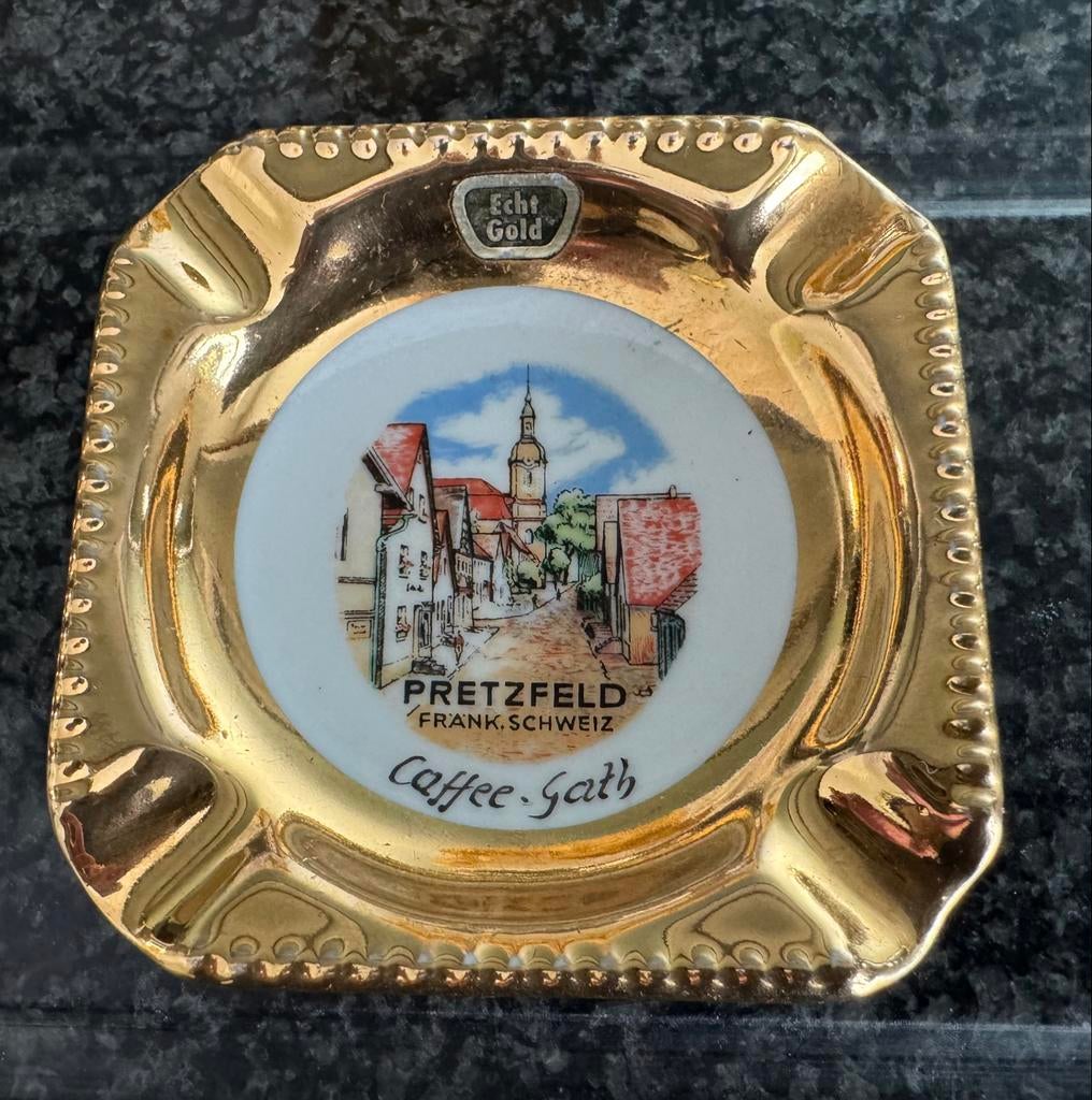 Cendrier ancien en porcelaine avec or 24 carats, Antiquités & Art, Enlèvement ou Envoi