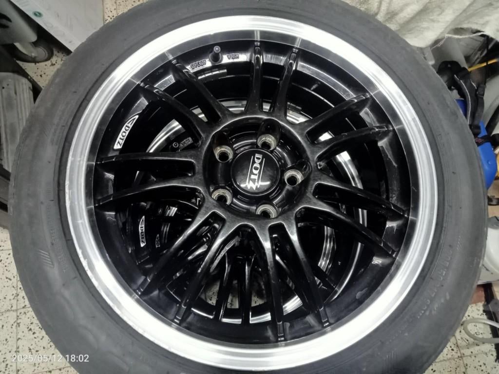 jantes DOTZ 17 pouces  5x108, Autos : Pièces & Accessoires, Pneus été, 205 mm, 17 pouces, Enlèvement