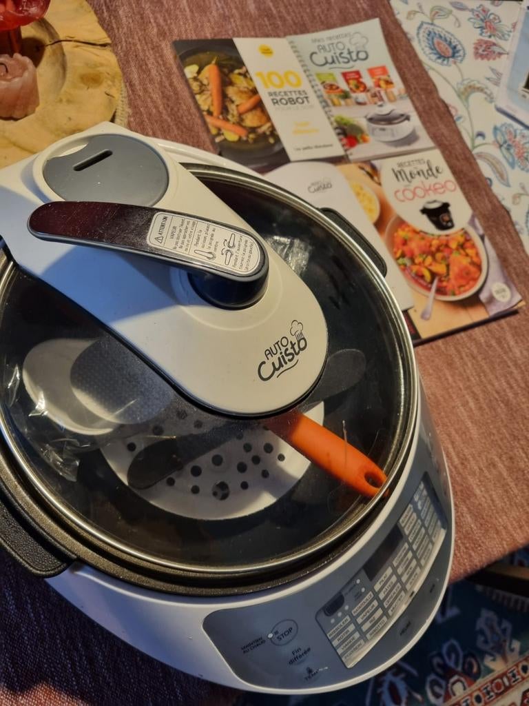 Robot cuisine multi-fonctions neuf avec 3 livres de cuisine, Electroménager, Enlèvement