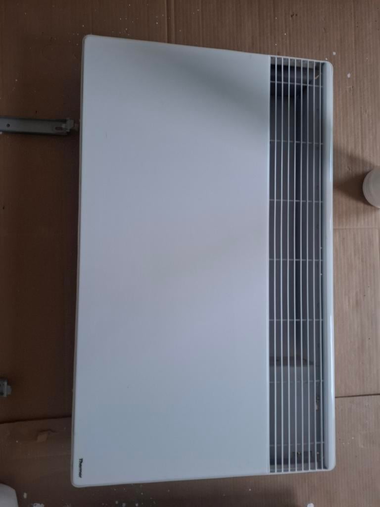 Radiateur 2000w, Bricolage & Construction, Chauffage & Radiateurs, Enlèvement, Radiateur
