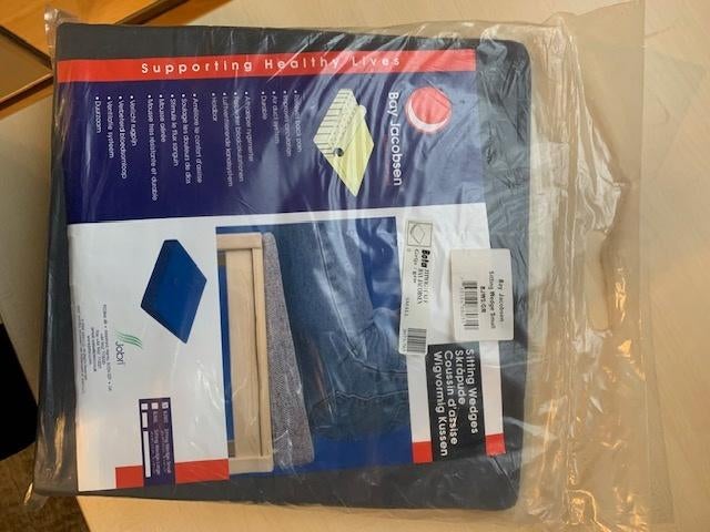 Orthopedisch wigvormig zitkussen Bay Jacobsen - NIEUW, Diversen, Verpleegmiddelen, Ophalen, Nieuw