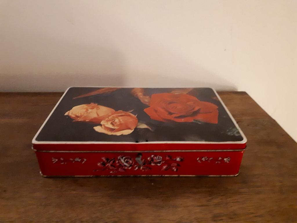 Vintage blik chocolade Jaques rozen met sleuteltje, Verzamelen, Blikken, Gebruikt, Ophalen of Verzenden