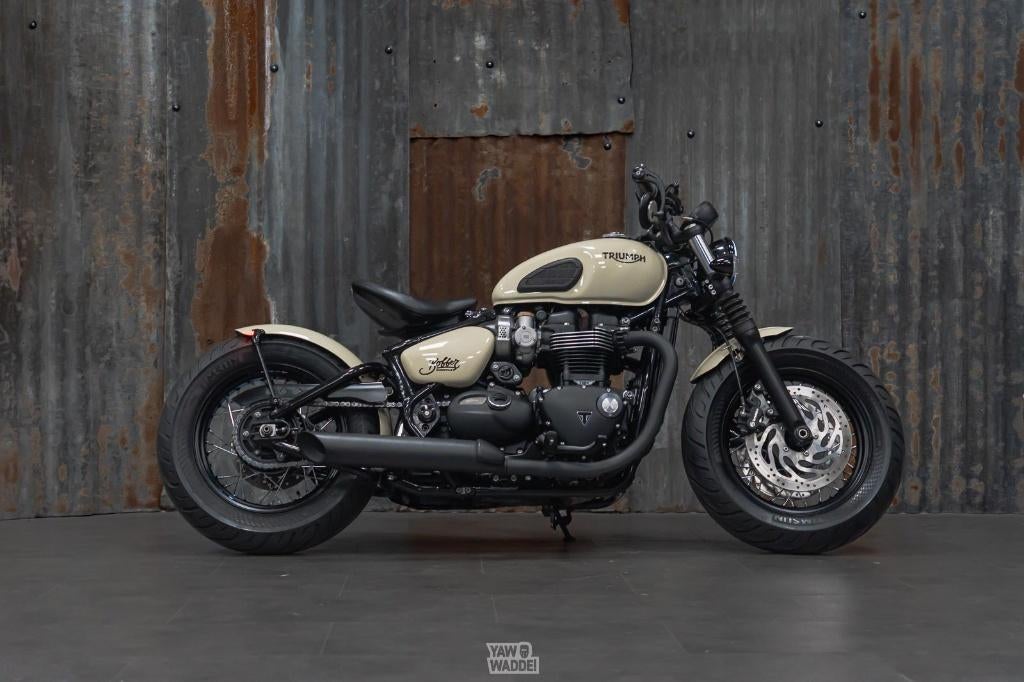 ***verkocht*** Triumph Bobber Black- Vanilla White, Motoren, Motoren | Triumph, Traction Control, 2 cilinders, Bedrijf, Meer dan 35 kW