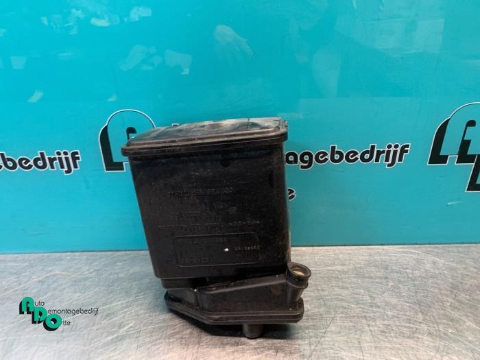 Koolstoffilter van een Opel Astra (Astra J 10-), Gebruikt, -, -, Opel