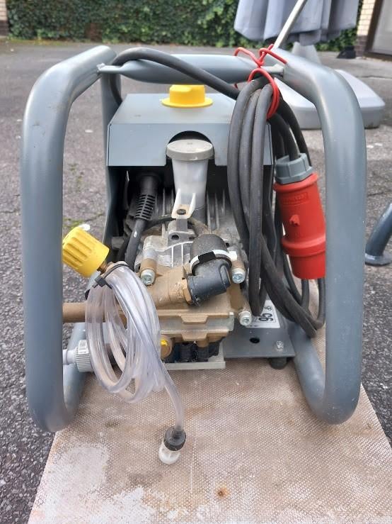 HOGEDRUK REINIGER, Ophalen, KARCHER, Elektrisch, Met regelbare waterdruk