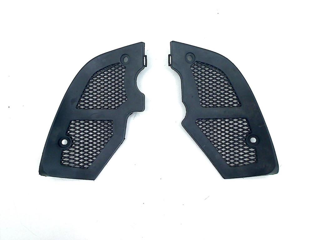 FRAME COVER CB 1000 R 2008-2016 (CB1000R) (17555-mfn-d000), Motos, Dhr. S. di Majo, Utilisé, Info@cama-motorparts.nl, P.J. Troelstraweg 8 8
3144 CX  MAASSLUIS, NL