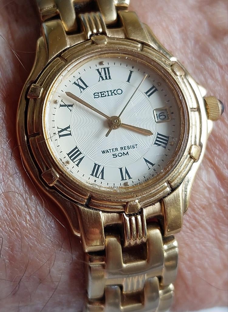 Standing Seiko dames uurwerk, Handtassen en Accessoires, Horloges | Dames, Ophalen of Verzenden, Seiko