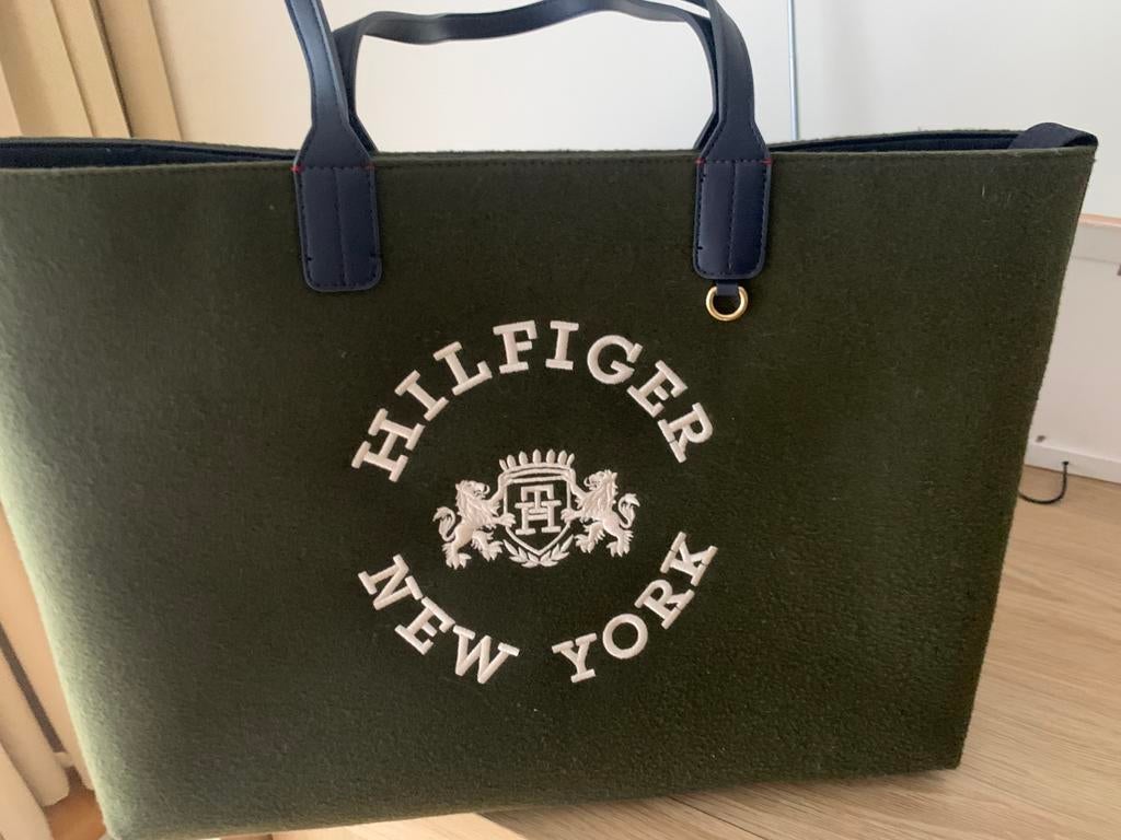 Sac à main Tote bag iconic Tommy Hilfiger vert kaki, Enlèvement, Neuf, Vert, Sac à main