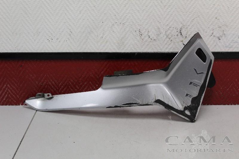 CARENAGE GAUCHE VFR 1200 F (VFR1200 + DCT) (64421-MGE-000), Motos, Dhr. S. di Majo, Utilisé, Info@cama-motorparts.nl, P.J. Troelstraweg 8 8
3144 CX  MAASSLUIS, NL