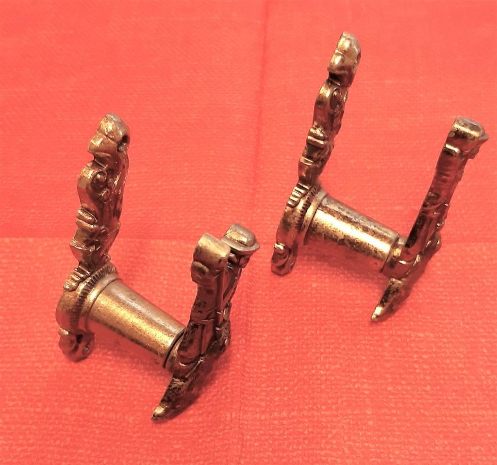 2 porte-armes extensibles en cuivre, Enlèvement, Cuivre