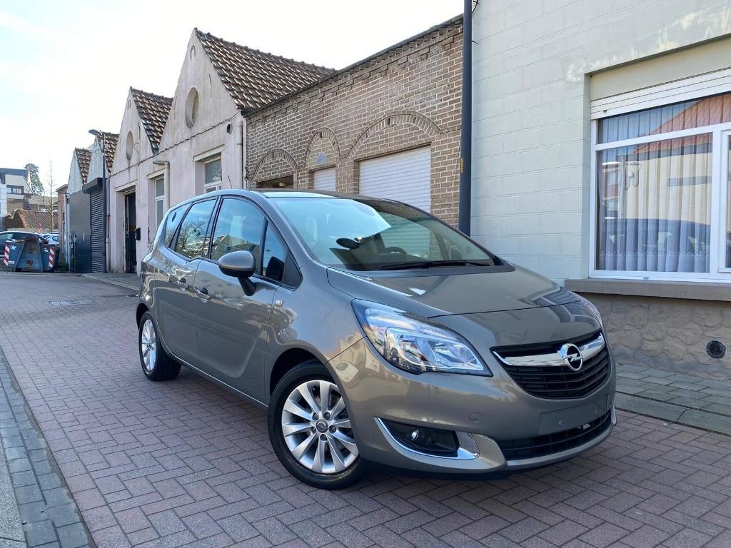 Opel Meriva 1.4i Benzine / 2015 / 78000.km / 1 Ste Eigenaar, Auto's, Voorwielaandrijving, Stof, 140 g/km, 4 cilinders