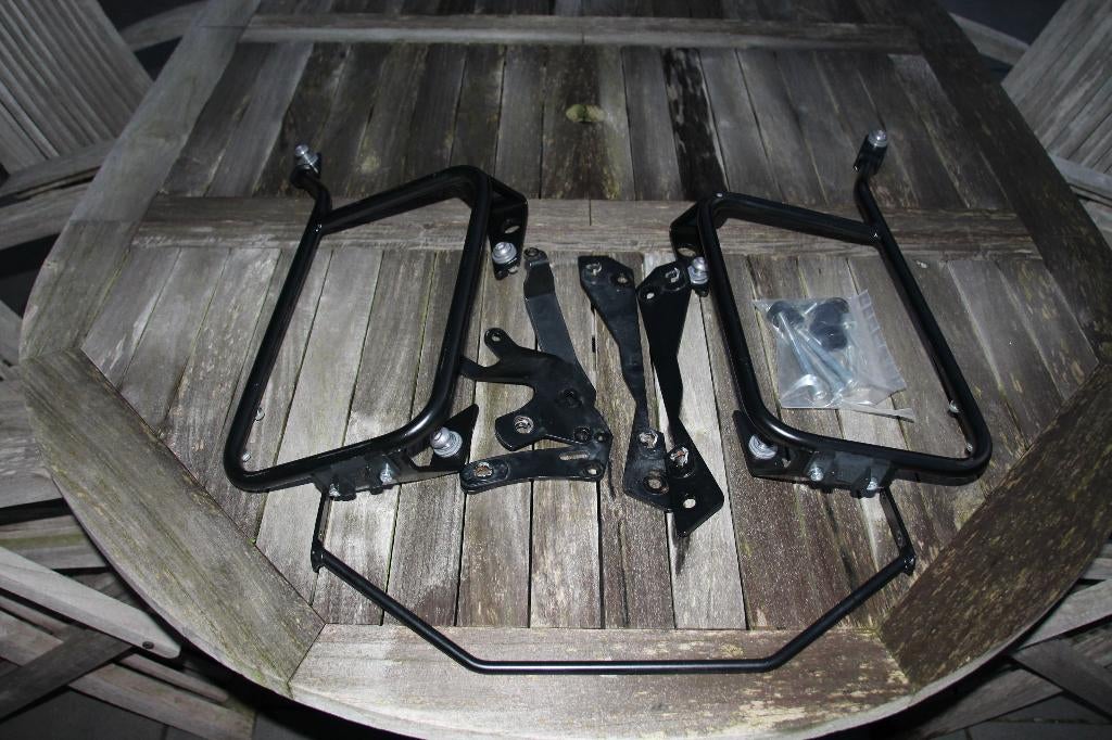 Hepco&beckers kofferhouder quick lock, Motoren, Accessoires | Koffers en Tassen, Ophalen, Gebruikt