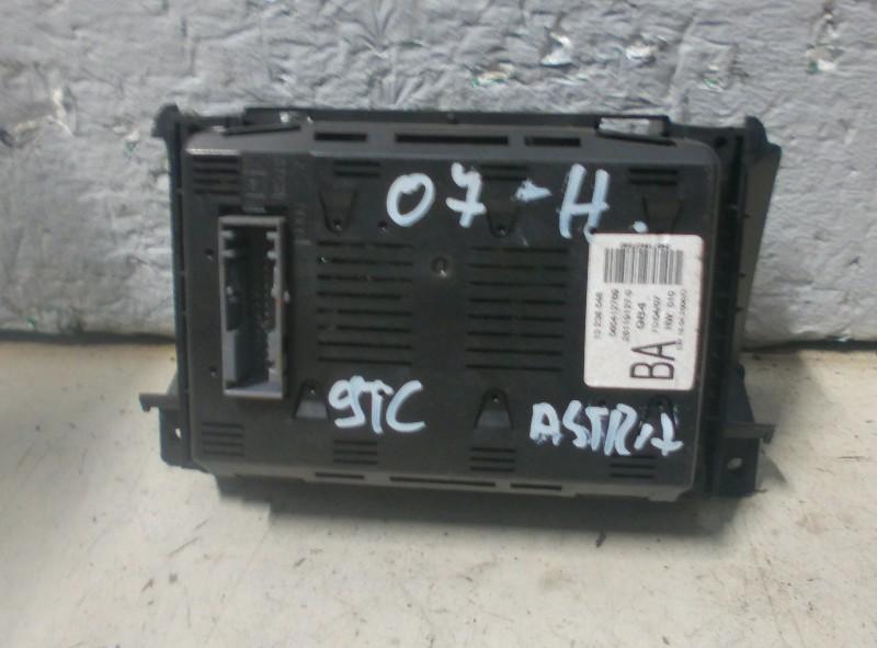 AFFICHEUR / ECRAN Opel Astra H GTC (L08) (13-238-548), Info@VerberkAutodemontage.nl, Opel, Nijverheidstraat 1a 1a
5405 AJ  UDEN, NL